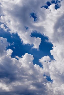 BMKG Peringatkan Cuaca Ekstrem di 9 Wilayah Sulut hingga 12 Agustus 2025